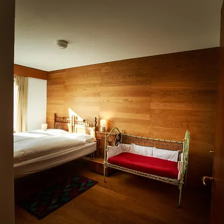 Chesa Suot Brattas 22 - Apartman *